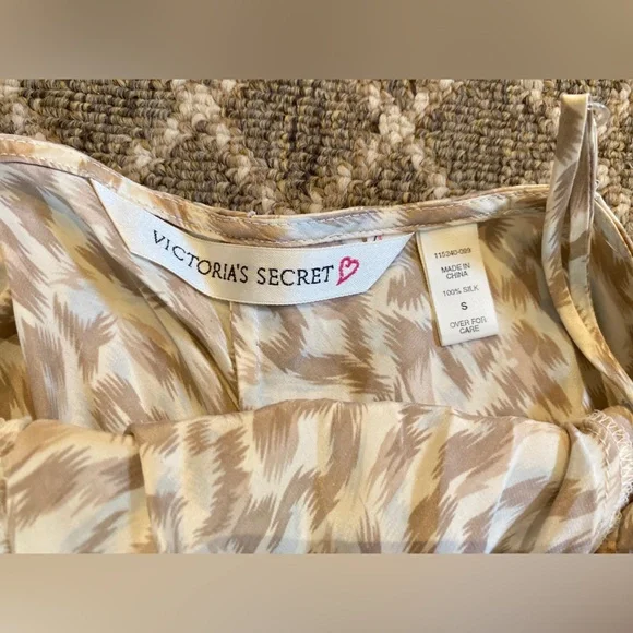 Victoria's Secret Cream and Tan Backless Dress, Size Small - Picture 2 of 4